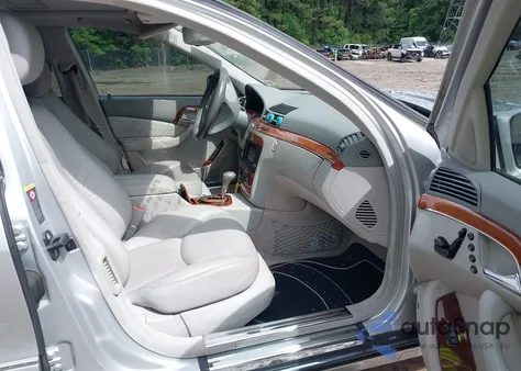 2005 Mercedes-Benz S 430 from USA, damaged, VIN WDBNG70J95A436610